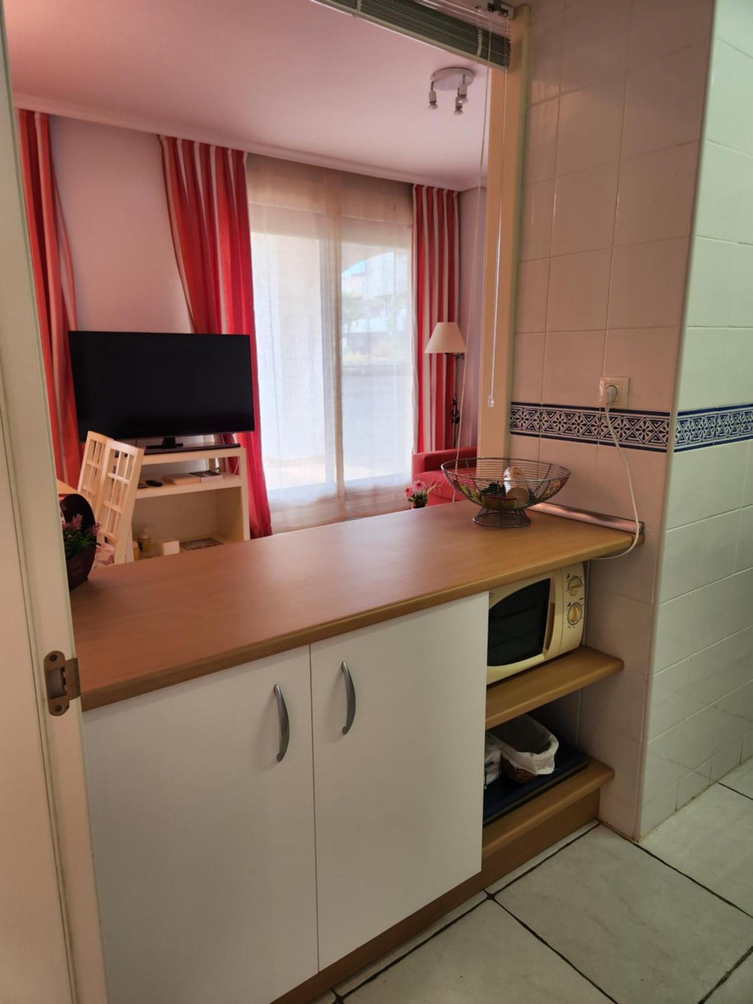 Apartment Precioso Bajo En Jardines De Nuevo Muy Cerca De La Piscina Comunitaria Y De La Salida A La Playa!