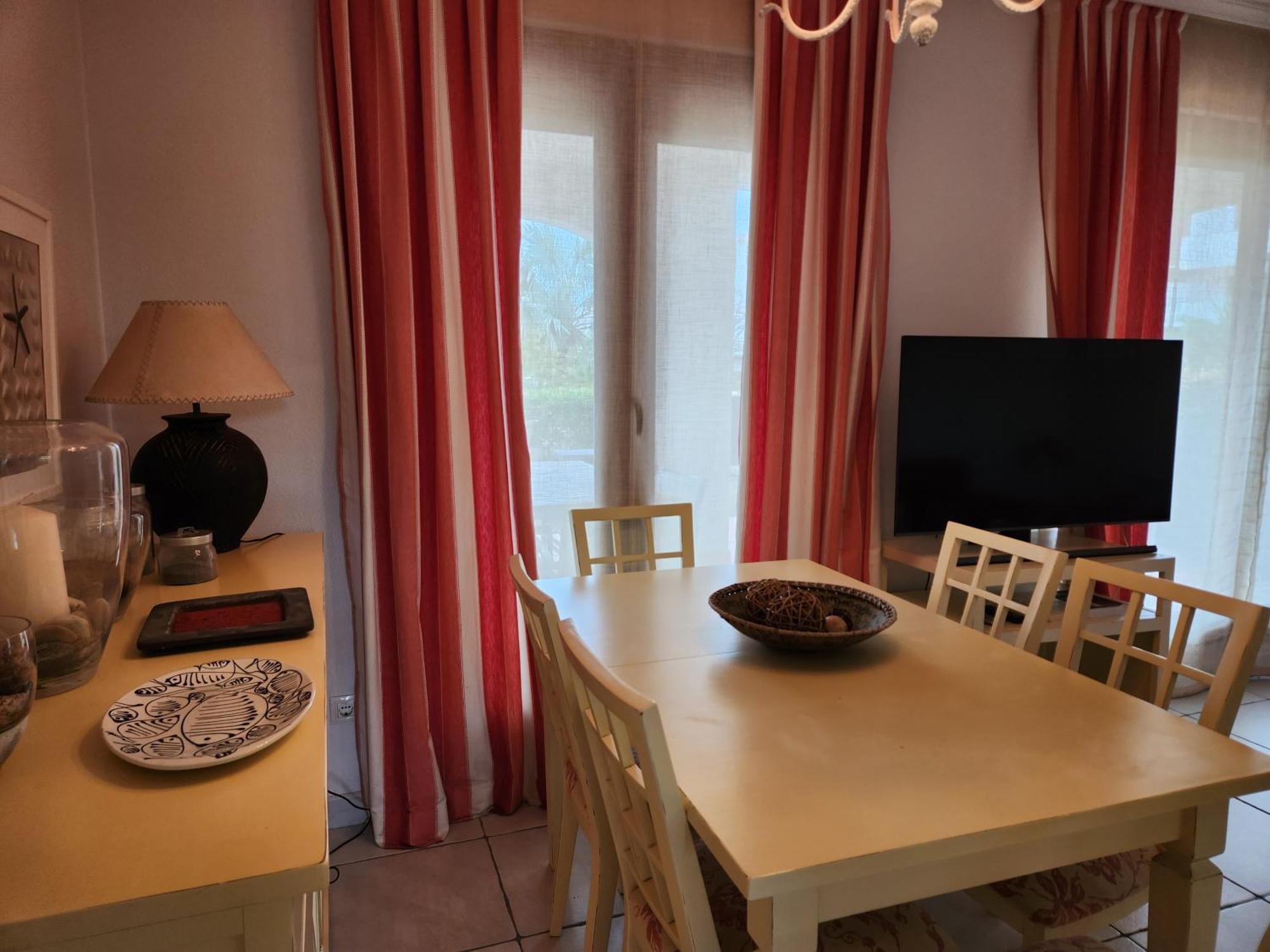 Apartment Precioso Bajo En Jardines De Nuevo Muy Cerca De La Piscina Comunitaria Y De La Salida A La Playa!