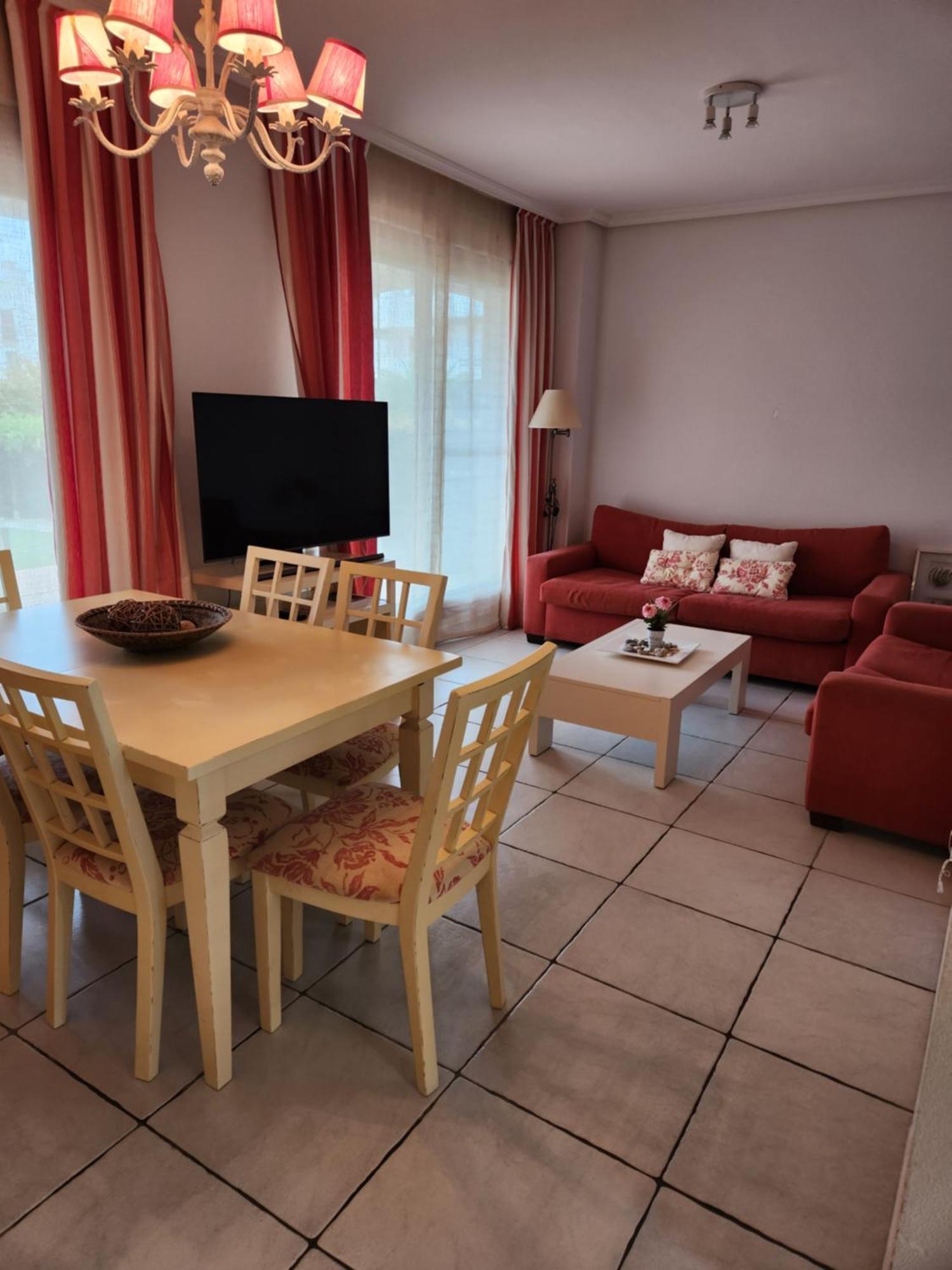 Apartment Precioso Bajo En Jardines De Nuevo Muy Cerca De La Piscina Comunitaria Y De La Salida A La Playa! *