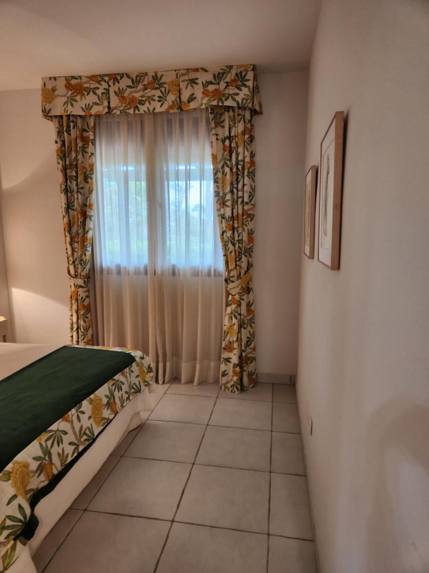 Precioso Bajo En Jardines De Nuevo Muy Cerca De La Piscina Comunitaria Y De La Salida A La Playa! Apartment Vera
