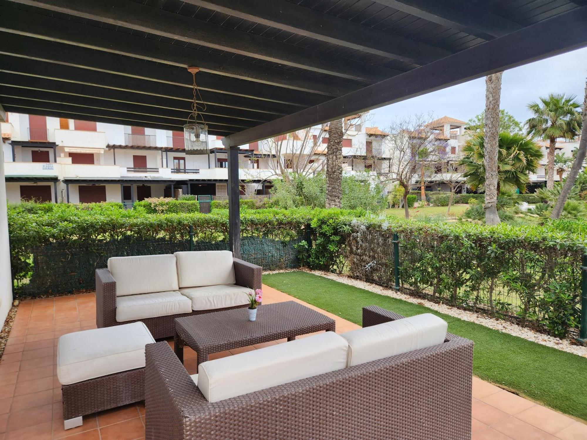 Precioso Bajo En Jardines De Nuevo Muy Cerca De La Piscina Comunitaria Y De La Salida A La Playa! Apartment Vera
