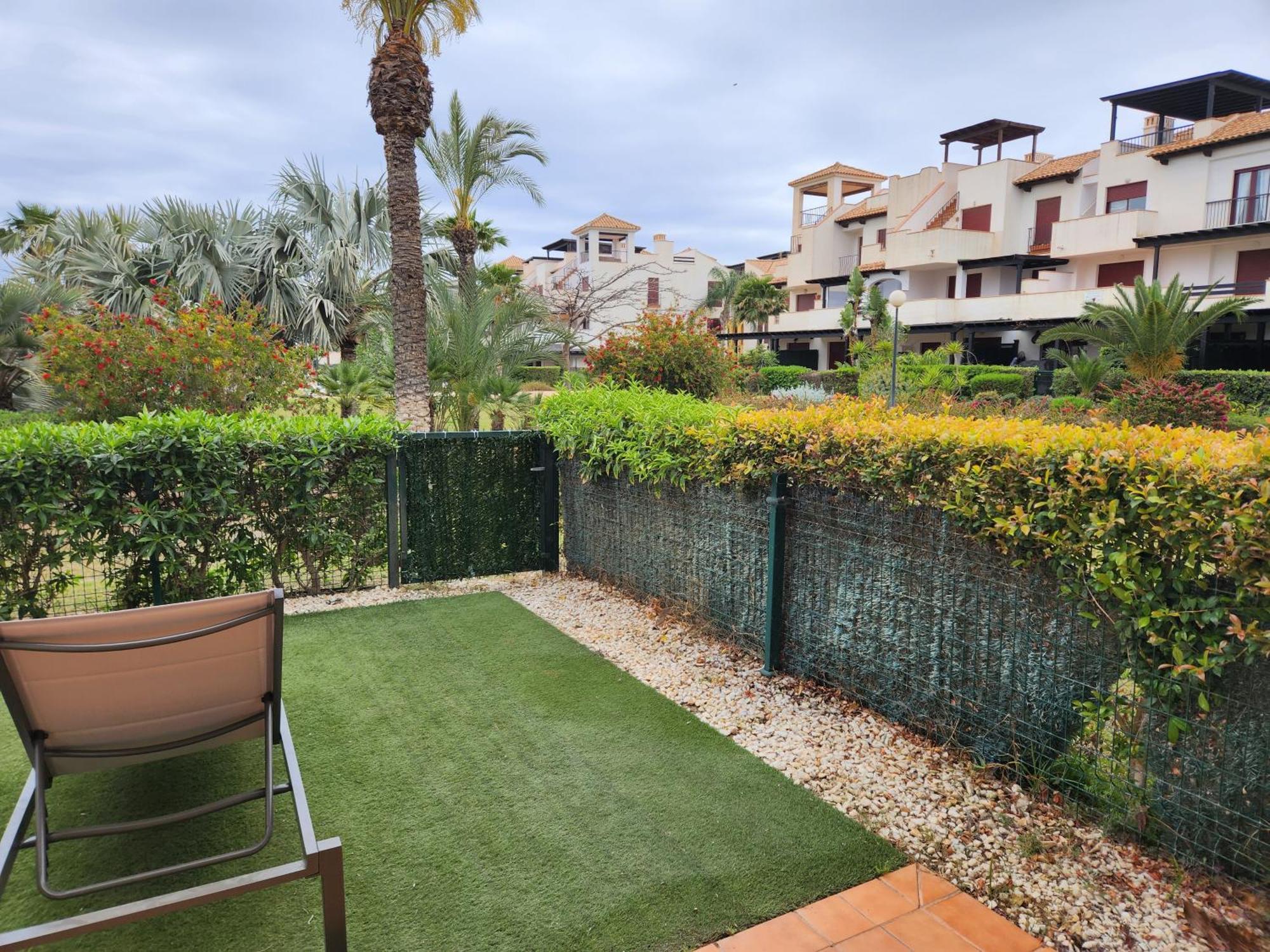 Precioso Bajo En Jardines De Nuevo Muy Cerca De La Piscina Comunitaria Y De La Salida A La Playa! Apartment