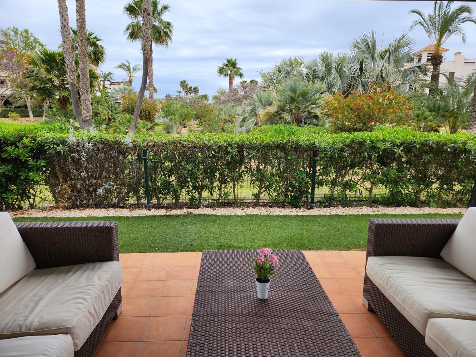 Precioso Bajo En Jardines De Nuevo Muy Cerca De La Piscina Comunitaria Y De La Salida A La Playa! Apartment Vera