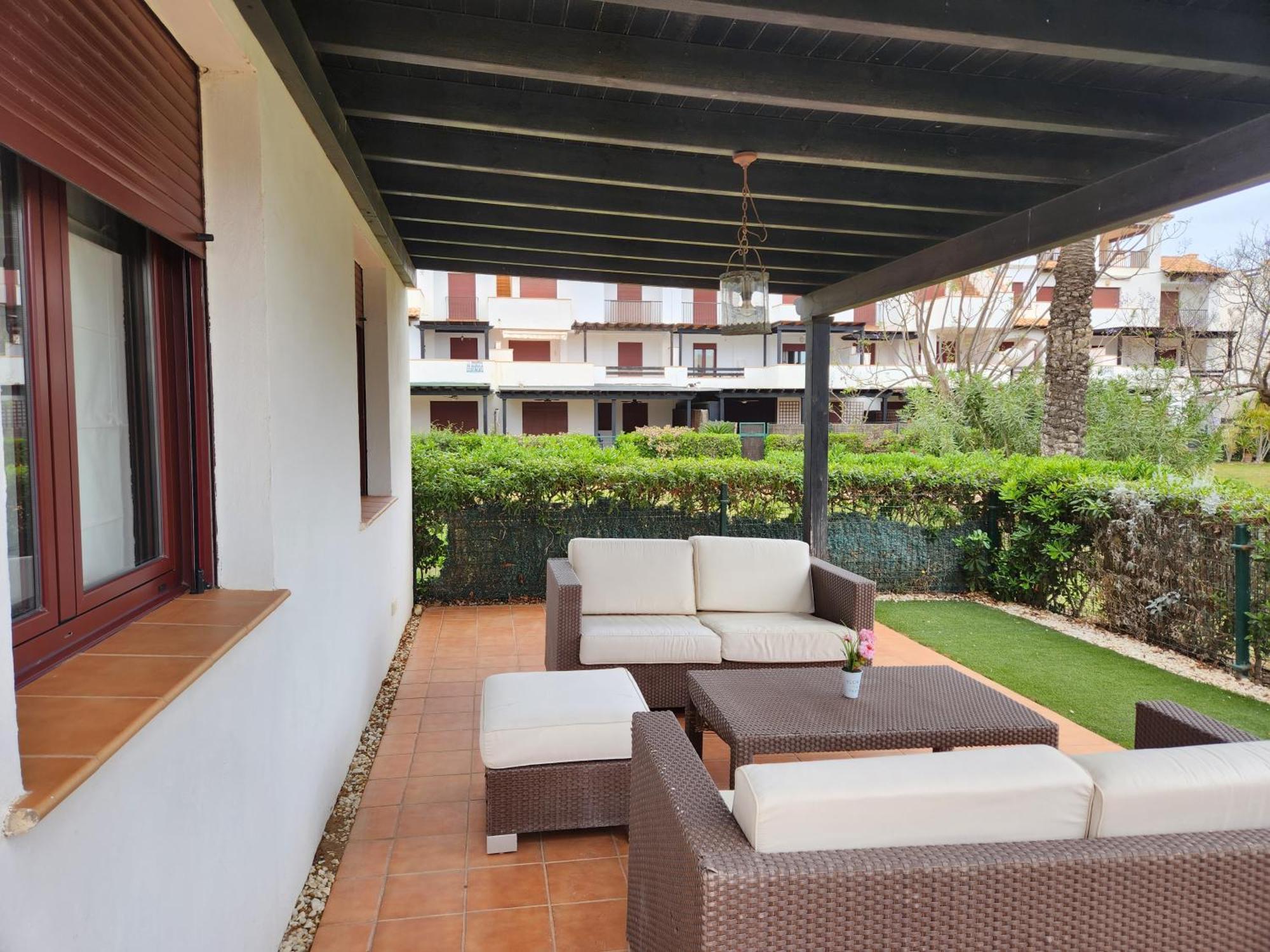 Precioso Bajo En Jardines De Nuevo Muy Cerca De La Piscina Comunitaria Y De La Salida A La Playa! Apartamento